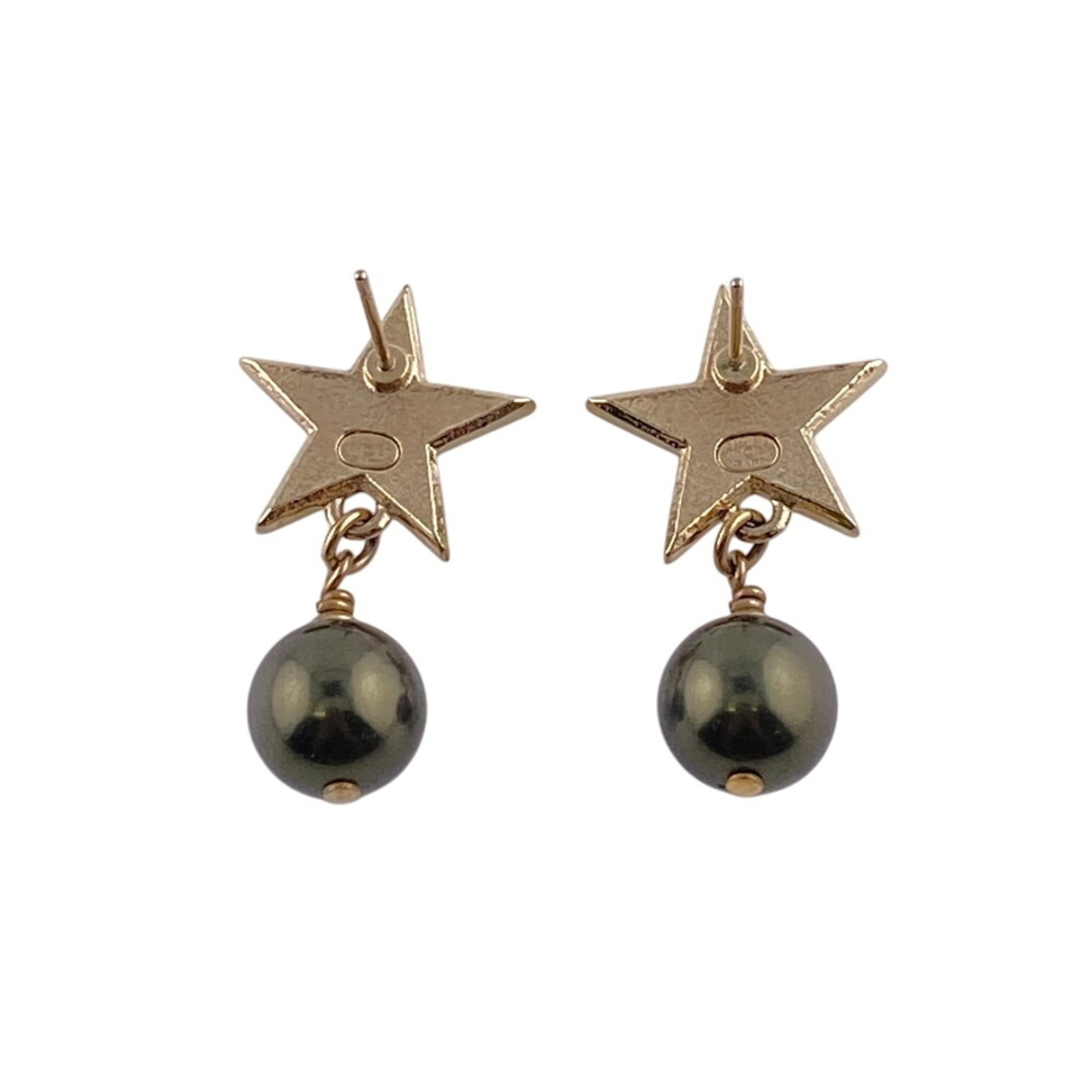 Chanel Drop Earrings: Chanel Drop Earrings Gold plated Chanel drop earrings feature a gold finish and are adorned with a green stone, complemented by a pearl. The elegant design measures 34.00mm in height and 18.00mm in
