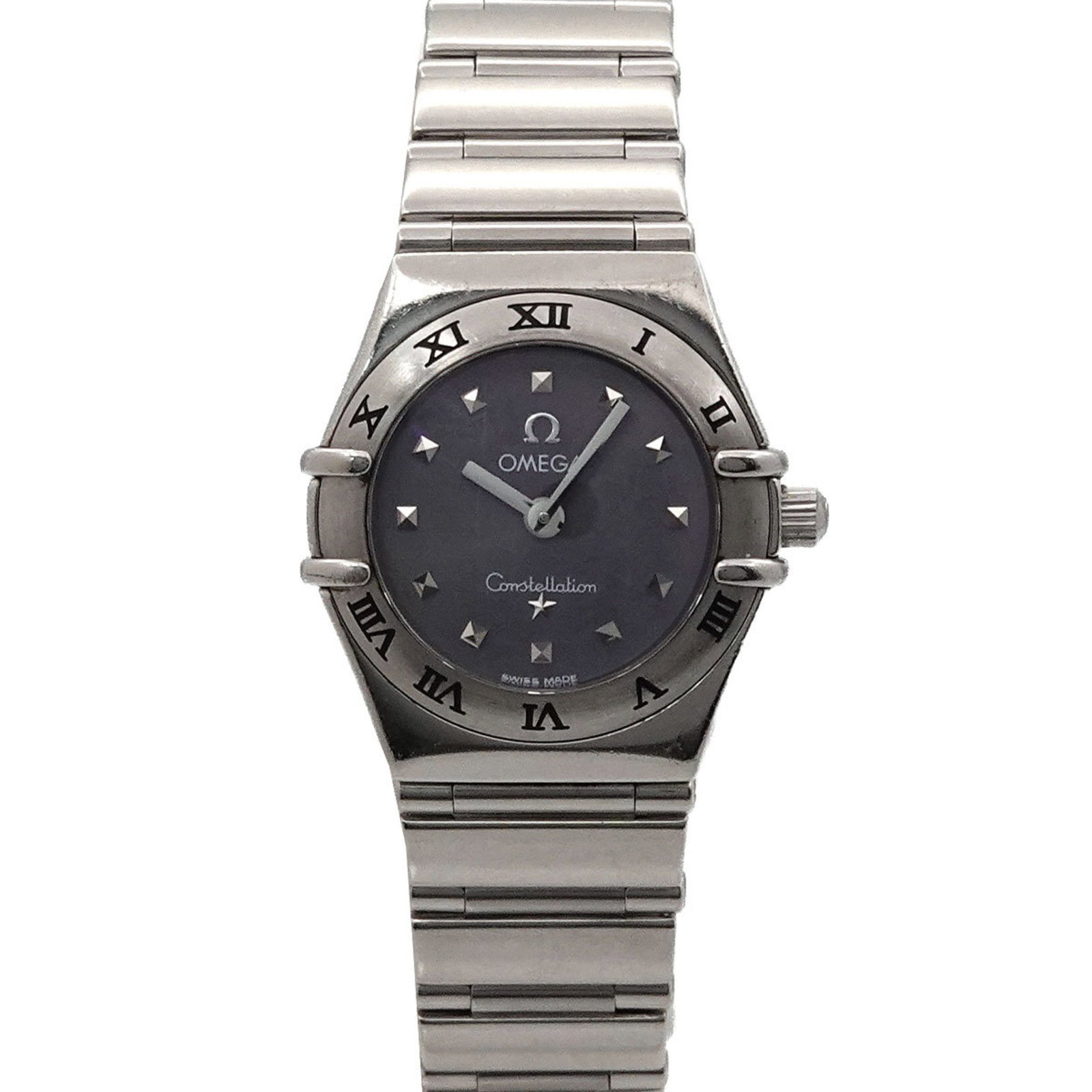 Wristwatch of Omega: Wristwatch of Omega Stainless steel case and band provide a sleek, modern look for the wearer. The quartz movement keeps time with precision, while the gray dial adds a touch of sophistication to this