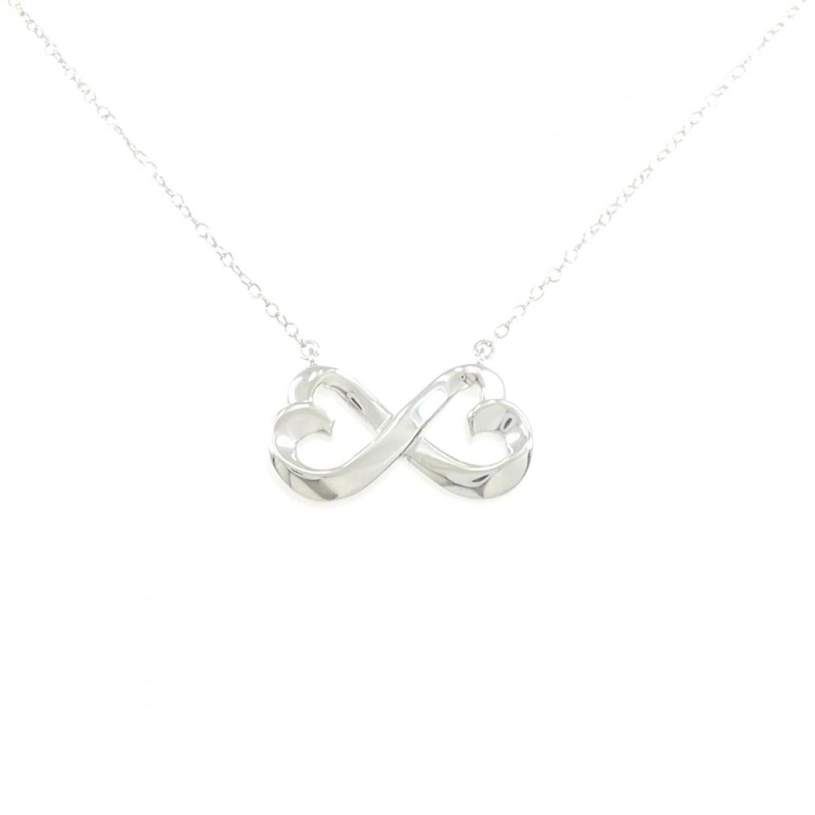 Tiffany Heart Loving Necklace: Tiffany Heart Loving Necklace Silver 925 Tiffany Heart Loving Necklace with elegant pendant design, measuring 11.5mm x 21.8mm and featuring a silver color that adds a touch of sophistication to any
