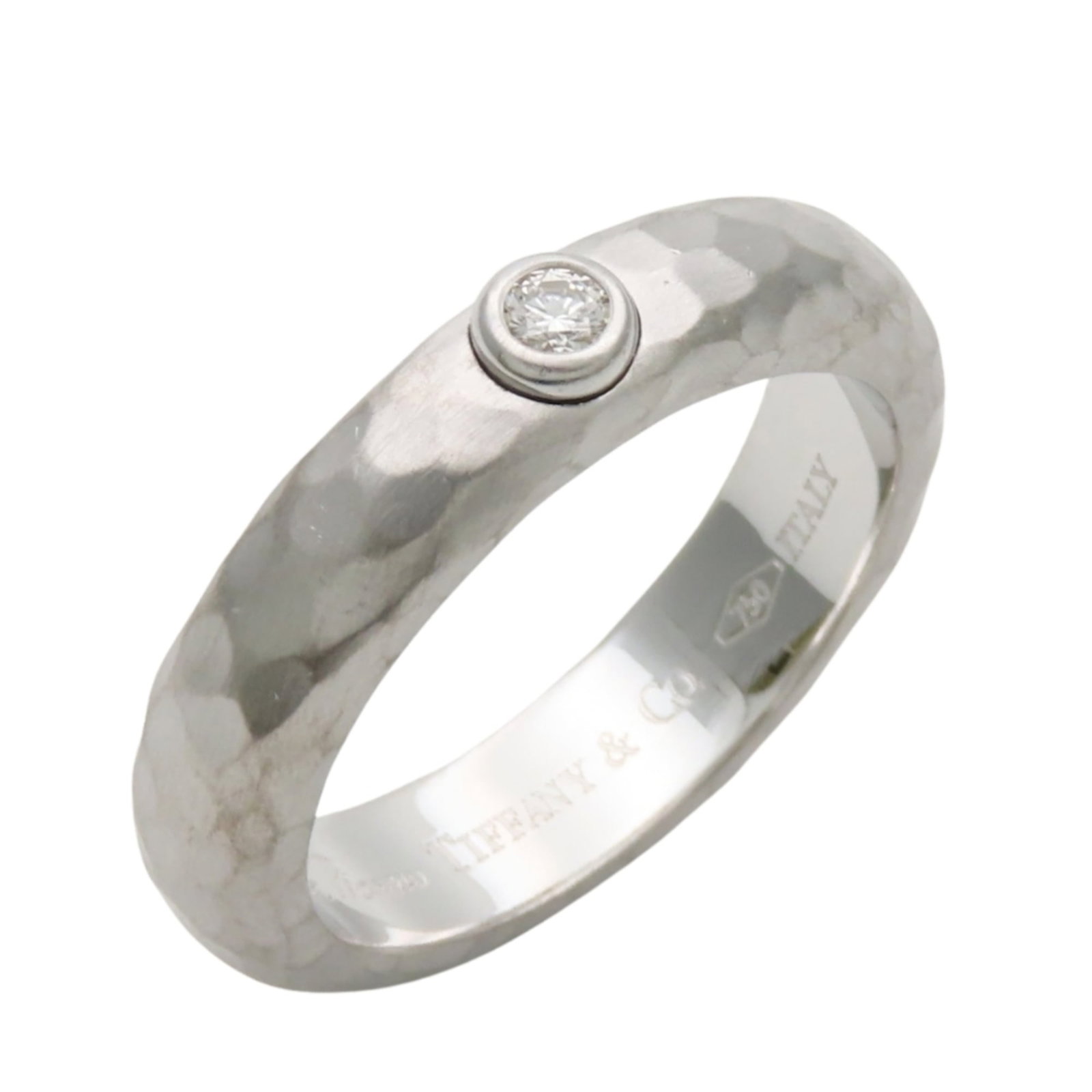 White Gold Ring Band Tiffany: White Gold Ring Band Tiffany White gold band ring from Tiffany, featuring 18K white gold material and adorned with a diamond stone. Available in US size 5 and JP size 9, this elegant ring is crafted