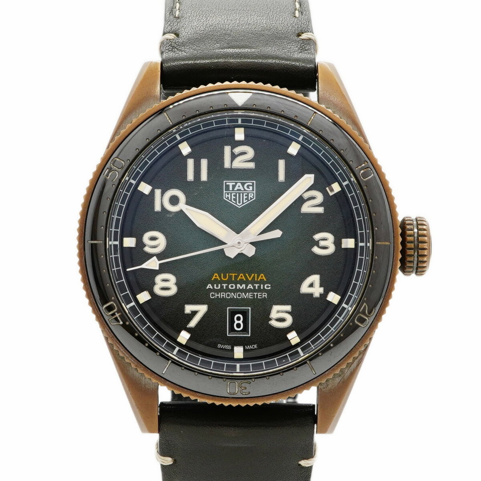 Wristwatch From Tag: Wristwatch From Tag The Tag Heuer MPW5190 wristwatch boasts a sleek green leather band and automatic self-winding movement, making it a stylish accessory for everyday wear. With its 42mm case