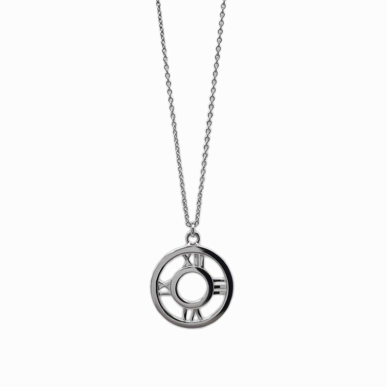Tiffany & Co. Open Atlas Circle Necklace Pendant Sv925 Silver Women'S: Tiffany & Co. Open Atlas Circle Necklace Pendant Sv925 Silver Women'S Tiffany & Co. Open Atlas Circle Necklace Pendant in sterling silver features an 18mm x 18mm pendant with a silver neck