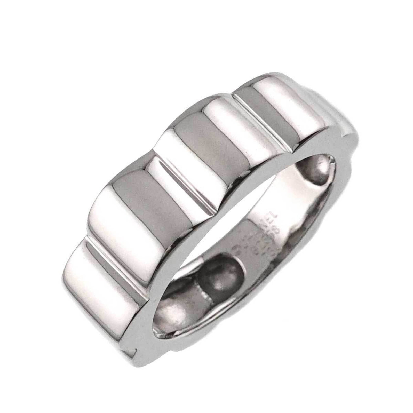 Chanel Band Ring White Gold (18K): Chanel Band Ring White Gold (18K) This Chanel band ring in white gold (18K) features the iconic brand's signature style. Made from high-quality white gold, it boasts a classic design that complements
