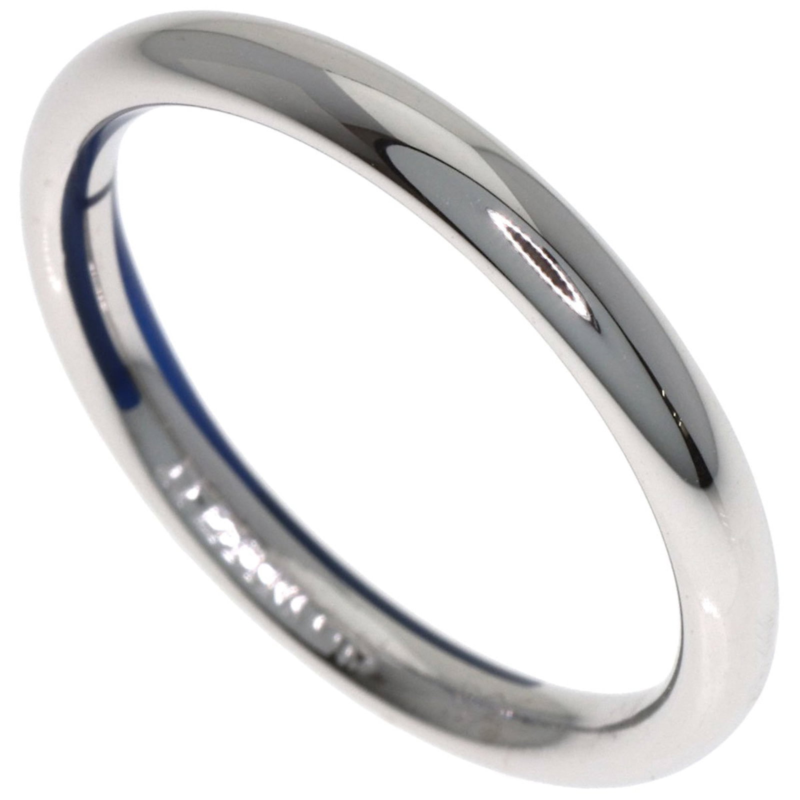 Hermes Wedding Ring White Gold (18K): Hermes Wedding Ring White Gold (18K) White gold (18K) wedding ring from Hermes, available in US size 6.5 and Japanese size 12, with a width of 2.4mm and weight of 3.38g. This elegant ring features a
