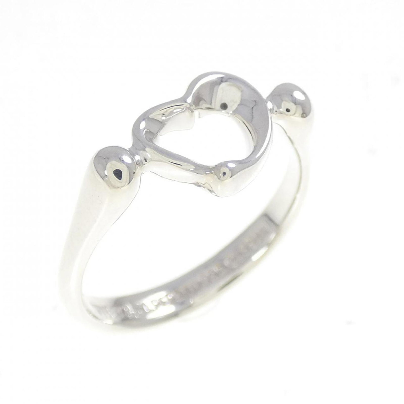 Silver 925 Tiffany Band Ring: Silver 925 Tiffany Band Ring Silver 925 Tiffany Band Ring features a timeless design made from high-quality silver, available in US size 6.5 and Japanese size 12.5. This elegant band ring boasts the