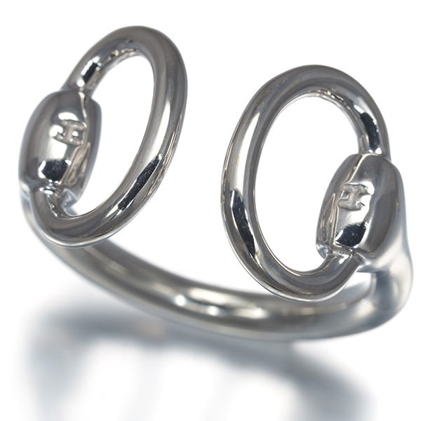 Hermes Ring Nojica Vintage Us6.5-6.75 Silver800: Hermes Ring Nojica Vintage Us6.5-6.75 Silver800 The Hermes Nojica Vintage Ring boasts an elegant silver design with a hallmark, weighing in at 5.1g and featuring a ring size of US6.5-6.75. Its