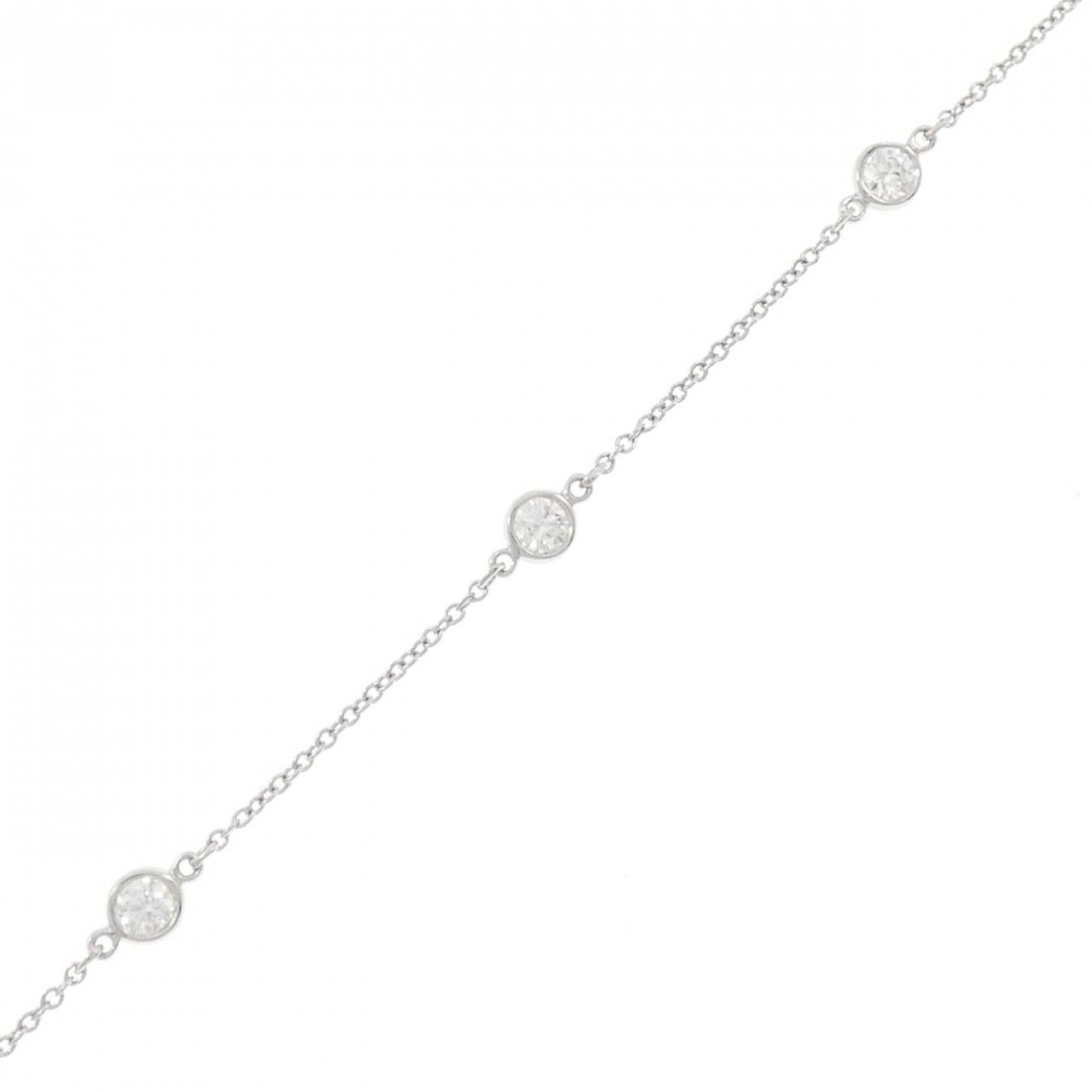 Tiffany Charm Bracelet Platinum 950: Tiffany Charm Bracelet Platinum 950 Platinum charm bracelet from Tiffany, featuring diamonds and measuring 17cm in length. This elegant piece showcases the brand's signature style with a focus on high