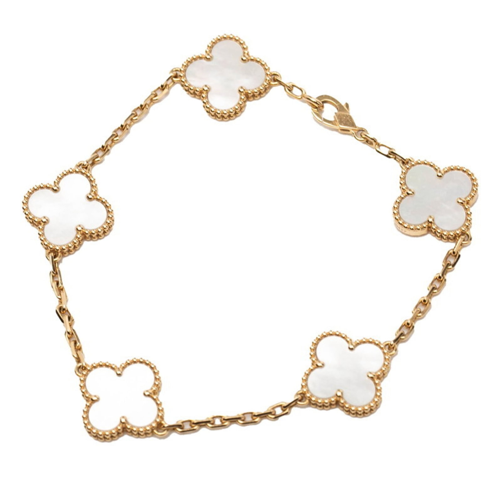 Arpels Charm Yellow Gold 18K Van Cleef: Arpels Charm Yellow Gold 18K Van Cleef Yellow gold (18K) Charm bracelet from Van Cleef & Arpels, featuring a mother of pearl stone and measuring 17.5cm in length with a total length of 19cm. This