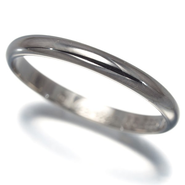 Cartier Ring 1895 Wedding Band 2.5Mm Eu55 950 Platinum: Cartier Ring 1895 Wedding Band 2.5Mm Eu55 950 Platinum Cartier's 1895 Wedding Band is a stunning platinum ring, featuring a sleek band base metal and measuring 2.5mm in width. This elegant piece