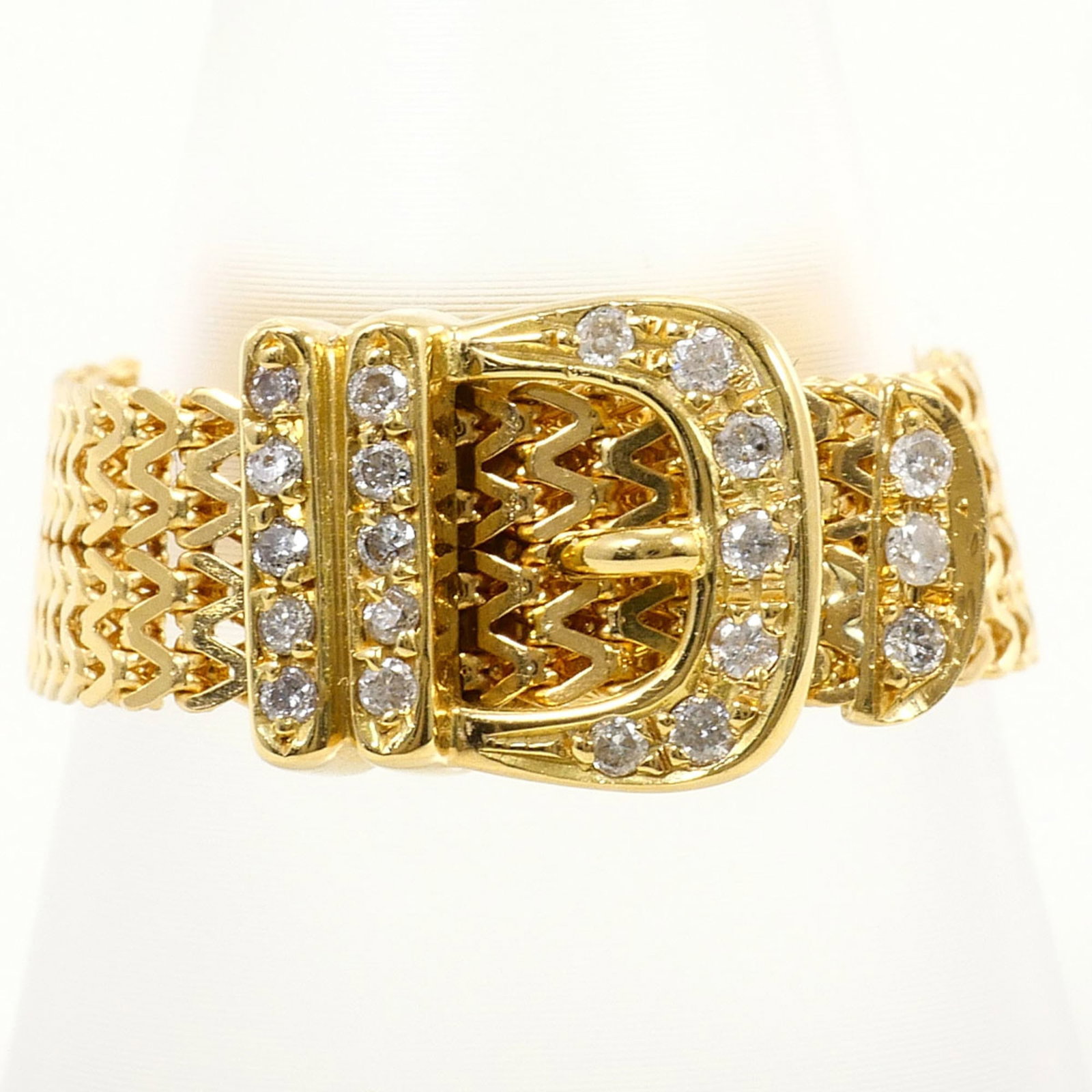 Unbranded Band Ring Yellow Gold (18K): Unbranded Band Ring Yellow Gold (18K) Yellow gold band ring with 0.15ct diamond, crafted from 18K metal for durability and shine. This unbranded piece boasts a classic design and elegant look,