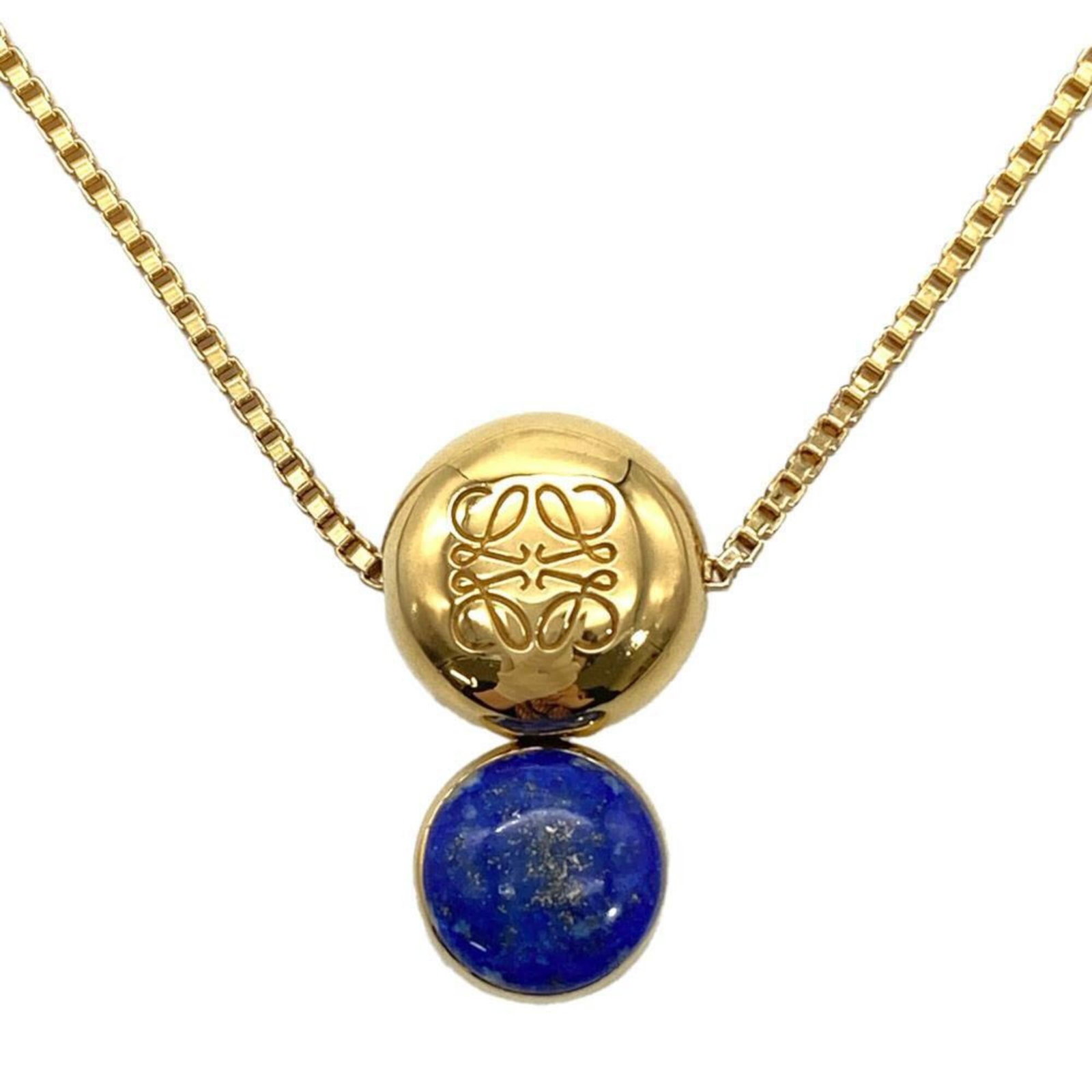 Loewe Pebble Necklace With Lapis Lazuli Sterling Silver (Sv925) 32.0G Gold/ Silver Women'S: Loewe Pebble Necklace With Lapis Lazuli Sterling Silver (Sv925) 32.0G Gold/ Silver Women'S Silver 925 Lapis Lazuli Pendant Necklace from Loewe. This elegant necklace features a sterling silver