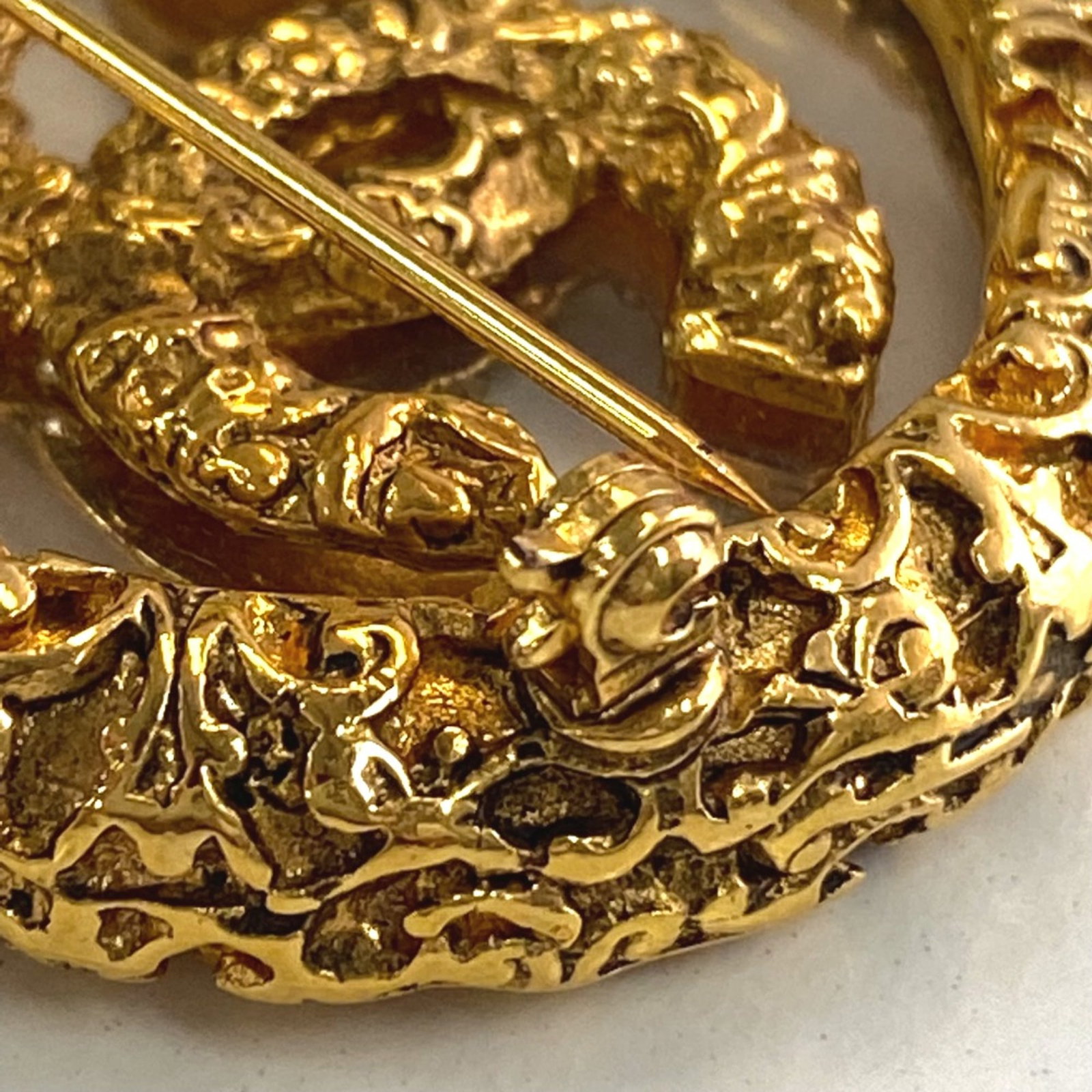 Chanel Brooch - 8