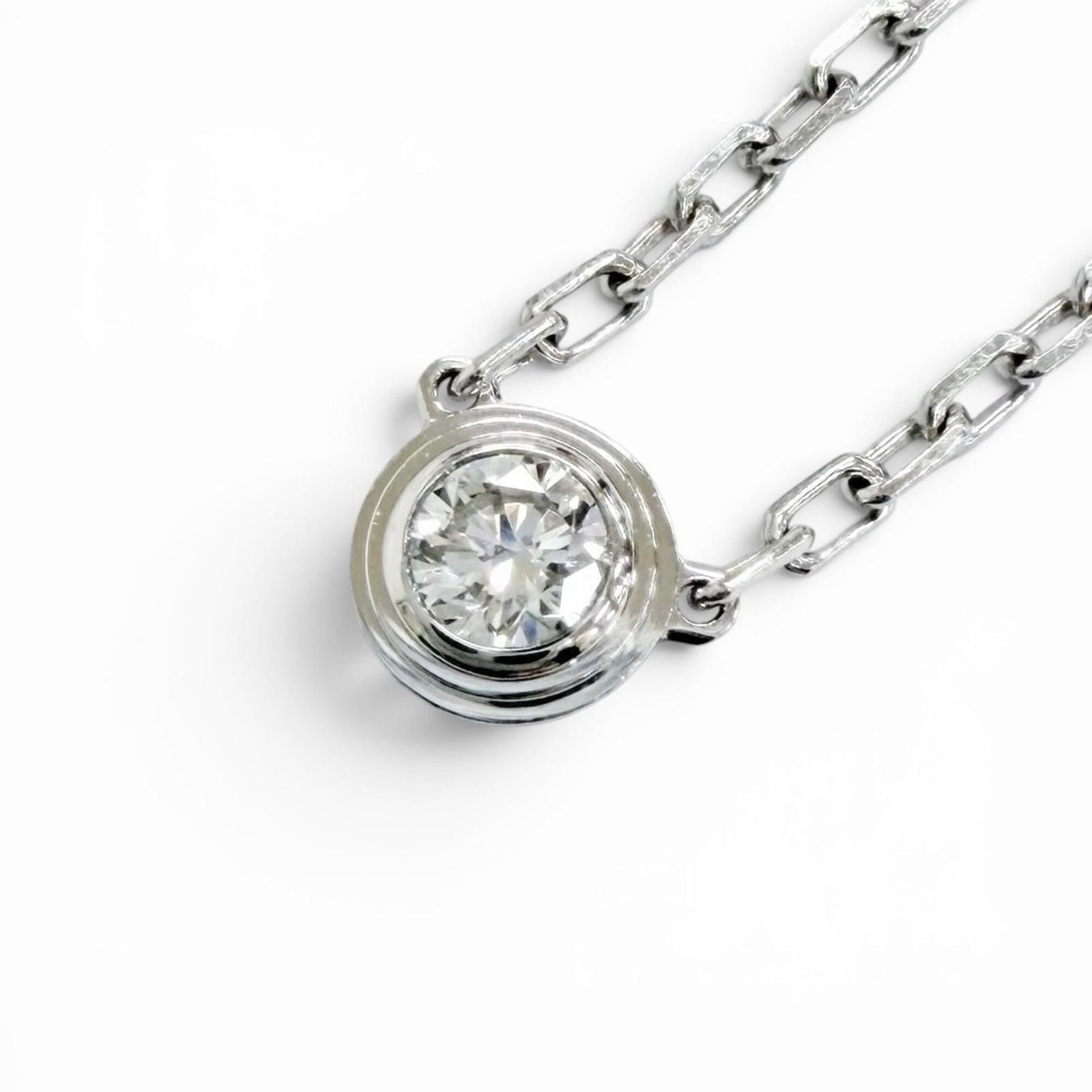 Cartier Sis607 Damour Sm Diamond Necklace 750 Wg White Gold 41Cm Length 2.91G Weight Women'S.: Cartier Sis607 Damour Sm Diamond Necklace 750 Wg White Gold 41Cm Length 2.91G Weight Women'S. Cartier's Sis607 Damour Sm Diamond Necklace boasts a stunning 2.91g weight in white gold, featuring a 5mm 