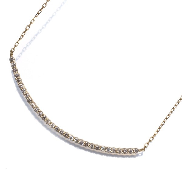 Diamond 18K Gold Necklace Yellow: Diamond 18K Gold Necklace Yellow 18k yellow gold necklace showcases a stunning natural diamond pendant, carefully crafted into a beautiful pendant. The necklace features a length of 39-45cm and the