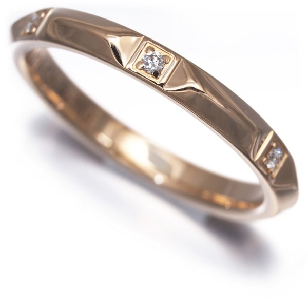 Tiffany US7 Diamond Ring Rose Gold 18K True: Tiffany US7 Diamond Ring Rose Gold 18K True Tiffany & Co.'s US7 Diamond Ring in Rose Gold 18K boasts an elegant design with a natural diamond as its main stone. The ring's 2.7mm width and 3.4g weight 