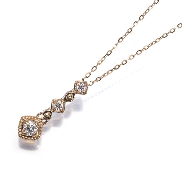 Festaria Necklace Diamond Milgrain 416 Yellow Gold 10K: Festaria Necklace Diamond Milgrain 416 Yellow Gold 10K 10k Yellow Gold Festaria Necklace with Diamond Pendant. This elegant necklace features a natural diamond pendant set in 416 yellow gold, adorned 