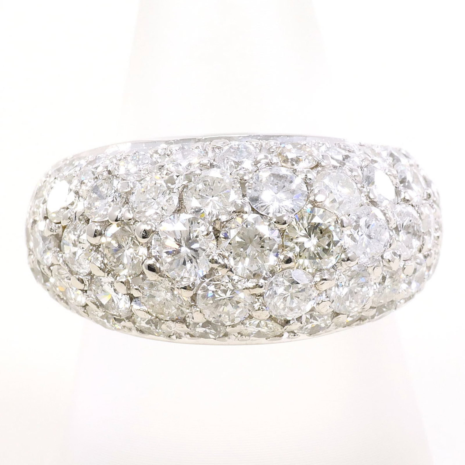 Ring Band Platinum Unbranded 900: Ring Band Platinum Unbranded 900 Platinum band ring features a diamond stone weighing 4.352 carats, set in a platinum metal construction with a width of 12mm and US size 6.5. The ring's weight is
