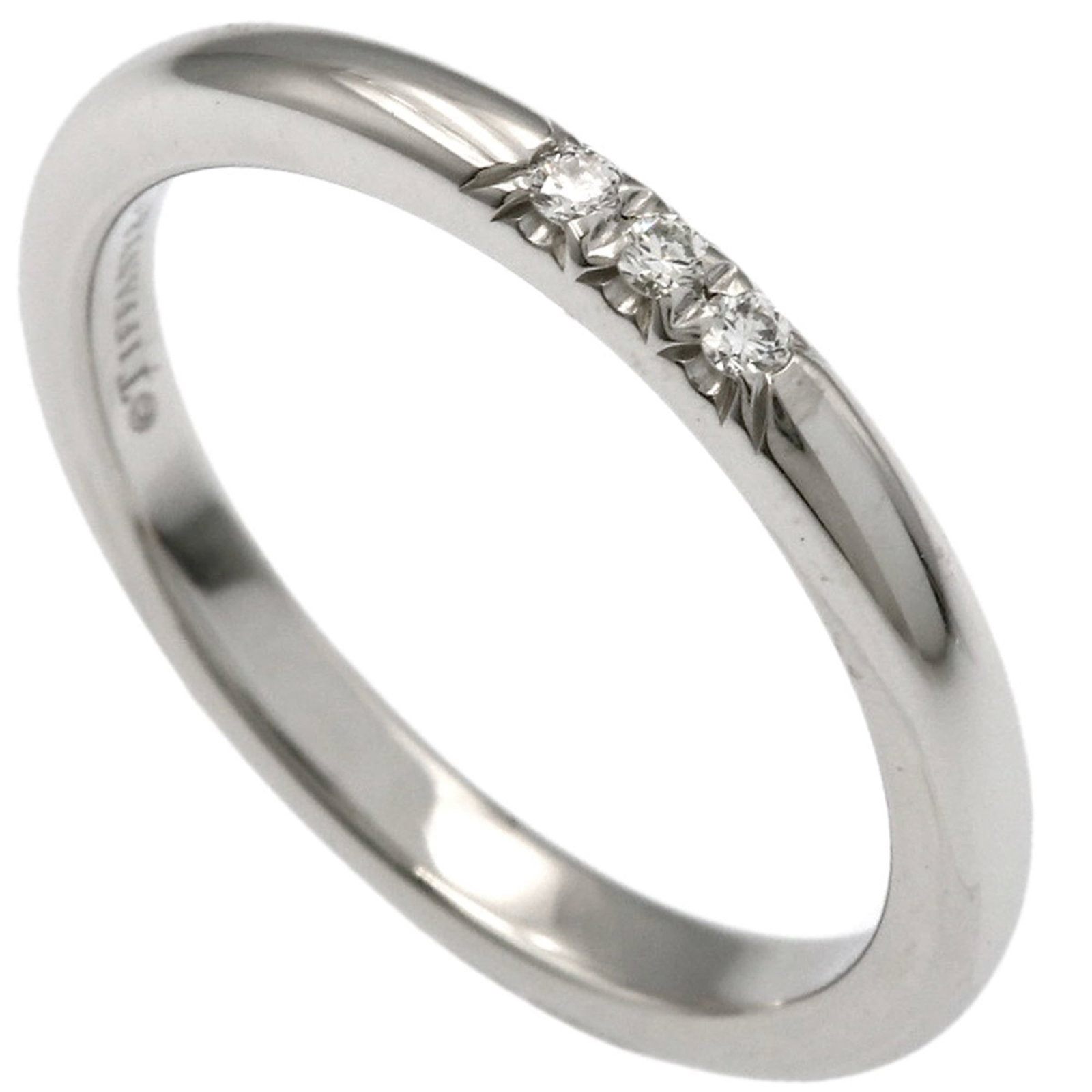 Tiffany platinum ring band: Tiffany platinum ring band Platinum band ring from Tiffany, available in US size 3.5 and Japanese size 5.5, crafted from high-quality platinum material. This elegant ring features a simple yet