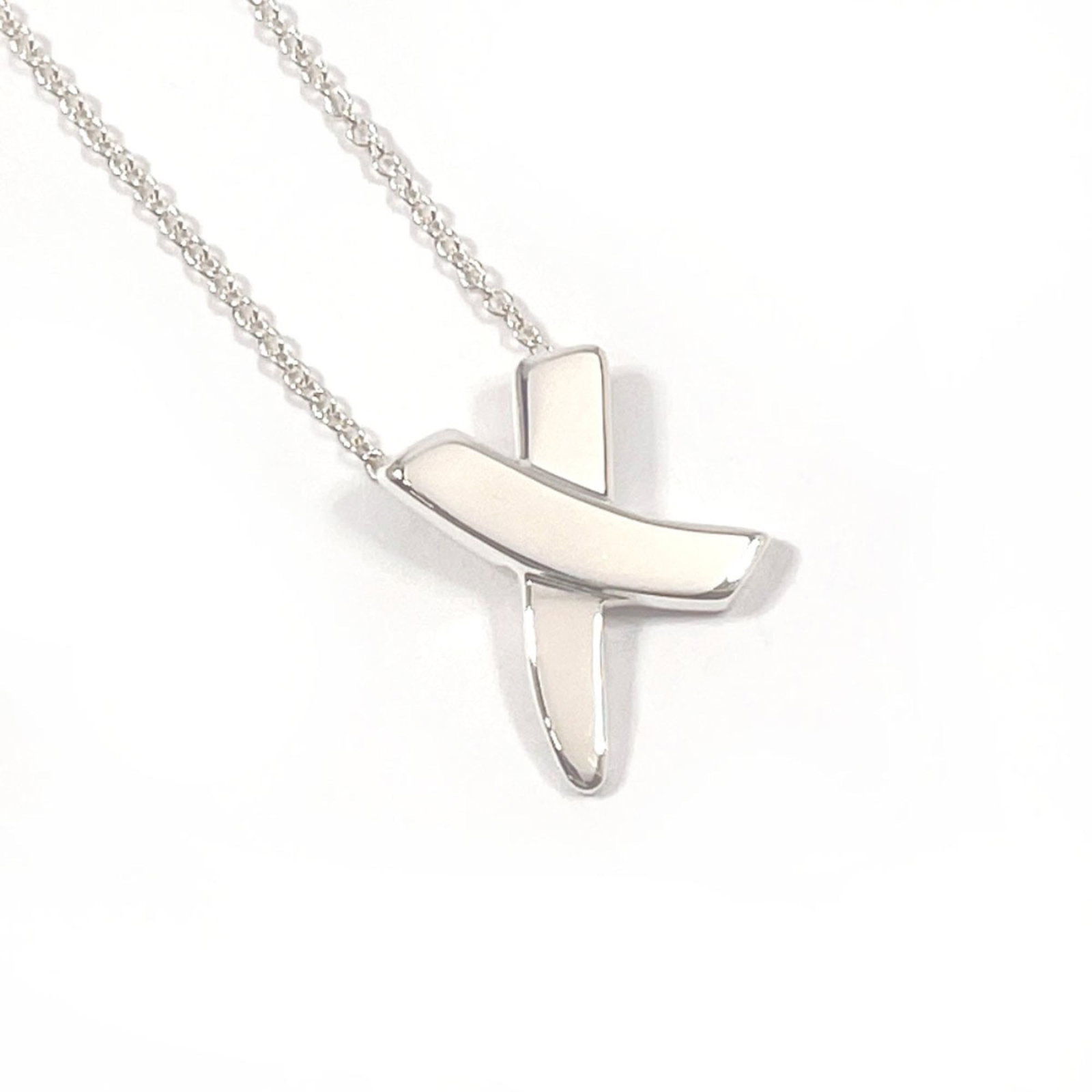 Sterling silver necklace for women by paloma picasso in tiffany and co kiss graffiti x: Sterling silver necklace for women by paloma picasso in tiffany and co kiss graffiti x Item Specifics: Brand: Tiffany Necklace Type: Necklace Gender: Women Material: Silver 925 Color: Silver Neck