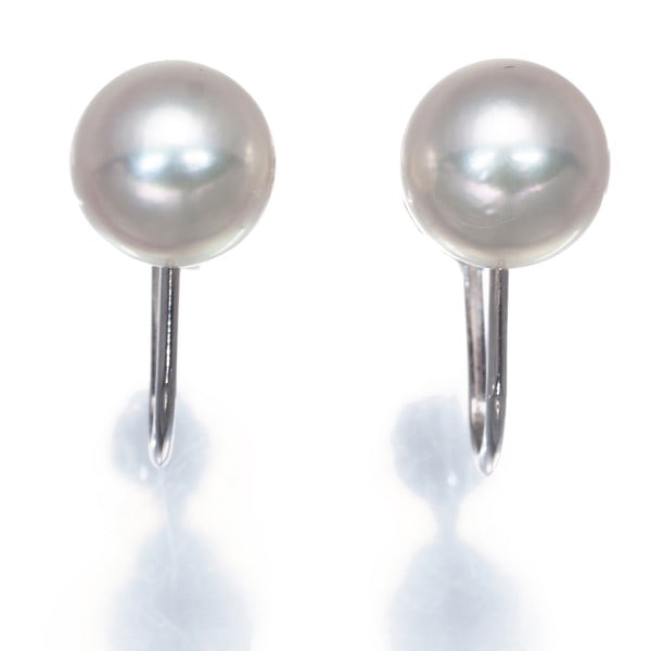 Mikimoto Earrings Akoya Pearl 7.3Mm Solitaire 14K 585 White Gold: Mikimoto Earrings Akoya Pearl 7.3Mm Solitaire 14K 585 White Gold 14K white gold earrings featuring an approximately 7.3mm Akoya pearl, crafted in solitaire style with clip-on or screw back attachment 