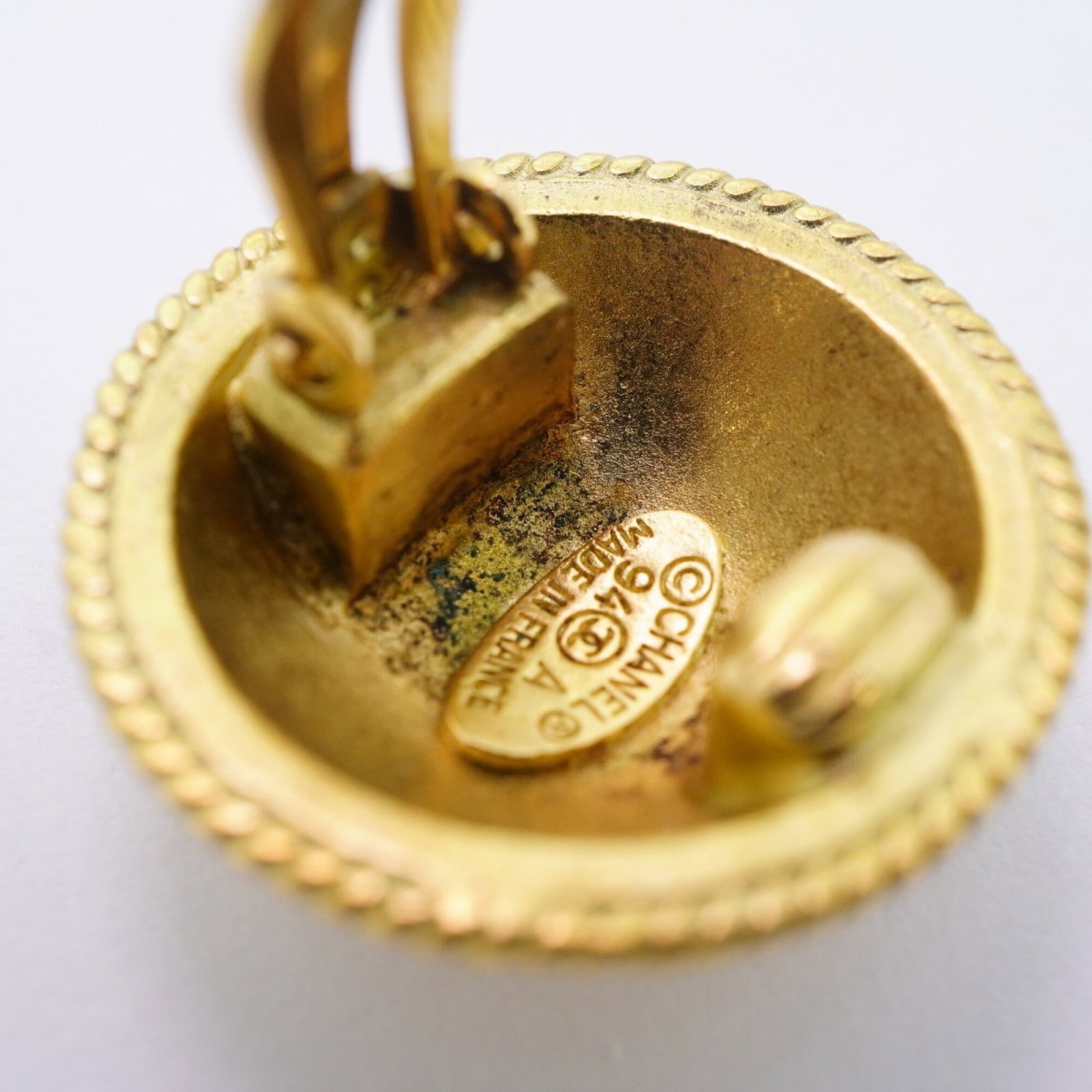 Chanel Clip Earrings Gold Plating - 6