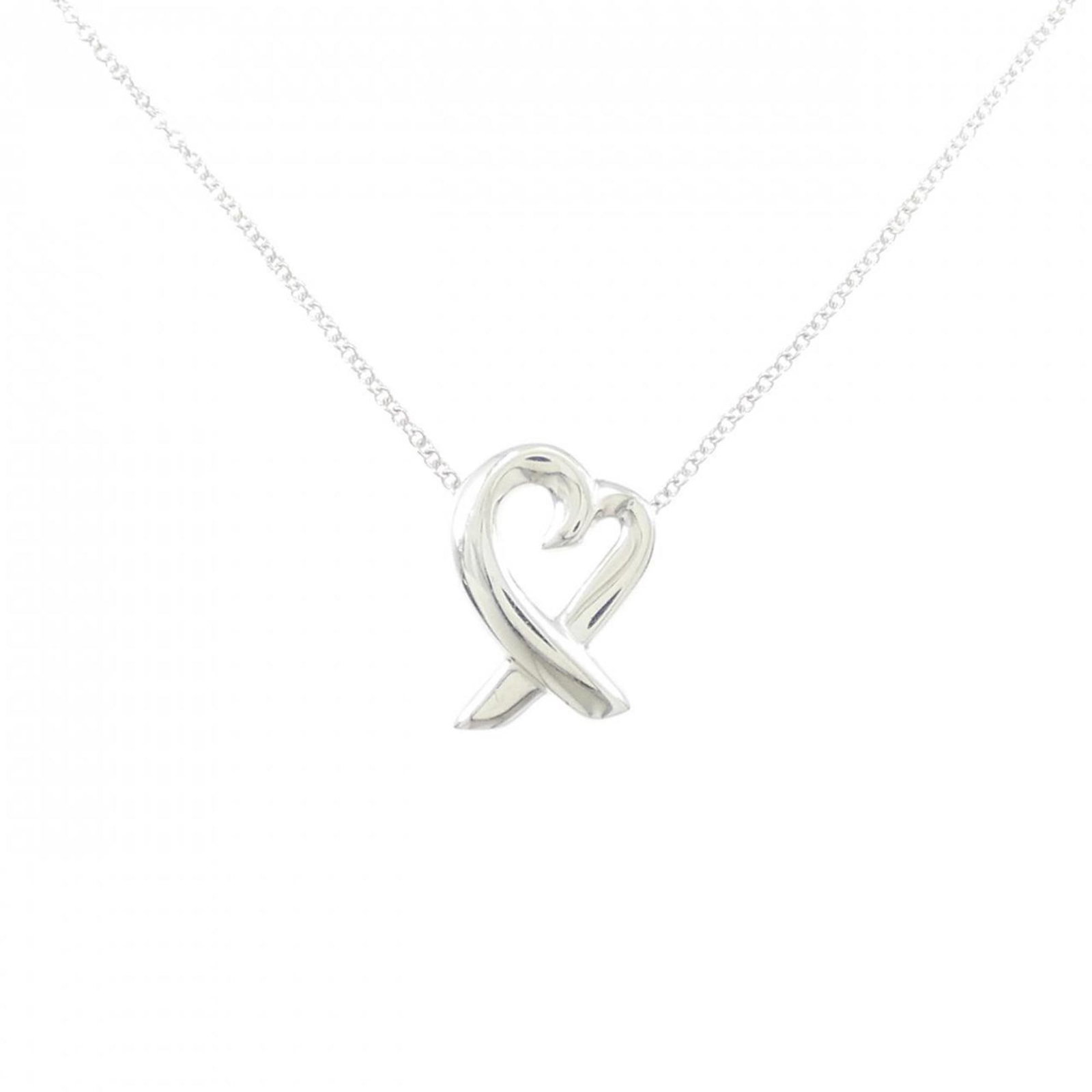 Loving Heart Small Tiffany Necklace: Loving Heart Small Tiffany Necklace Silver Loving Heart Necklace Pendant, 41 cm chain length, measures 15.9mm x 11.3mm, made from sterling silver (925). This small Tiffany necklace features a