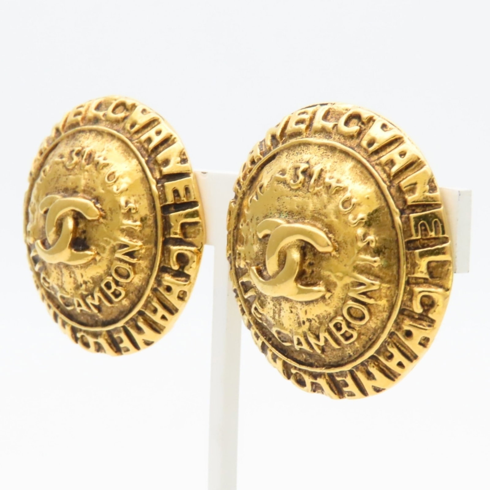 Metal clip earrings by Chanel - 3