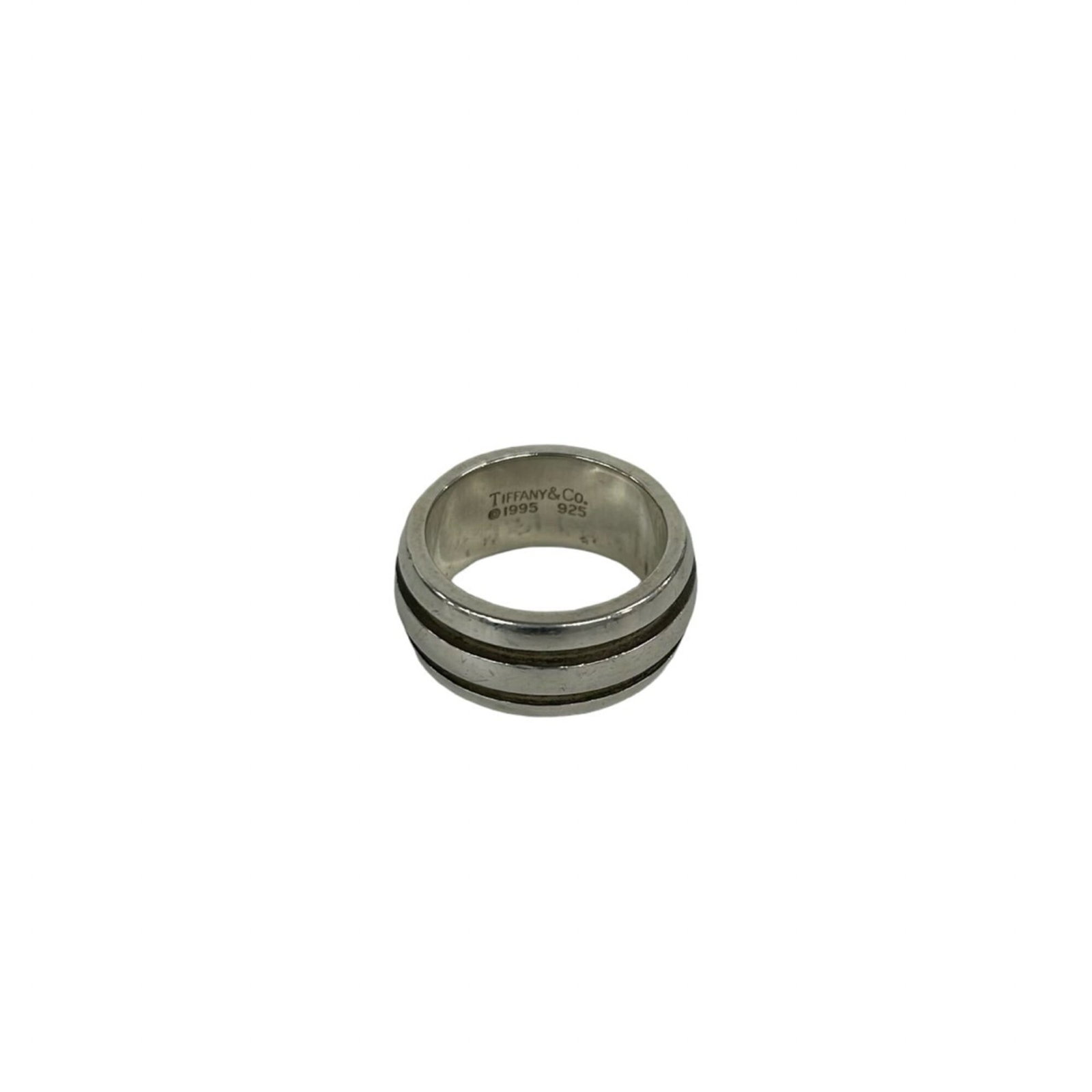 Silver 925 Tiffany Band Ring: Silver 925 Tiffany Band Ring Silver 925 Tiffany Band Ring, featuring a classic band design made from high-quality silver. This ring is available in US size 6.5 and Japanese size 12, making it