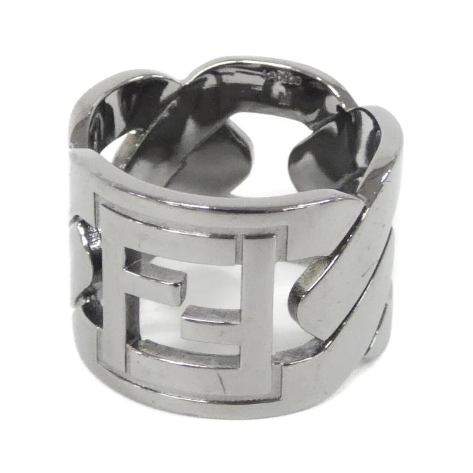 Fendi Band Ring Ruthenium: Fendi Band Ring Ruthenium Ruthenium band ring from Fendi, featuring a sleek and modern design with a width of 17mm. This unisex accessory boasts a striking look that can be easily paired with various