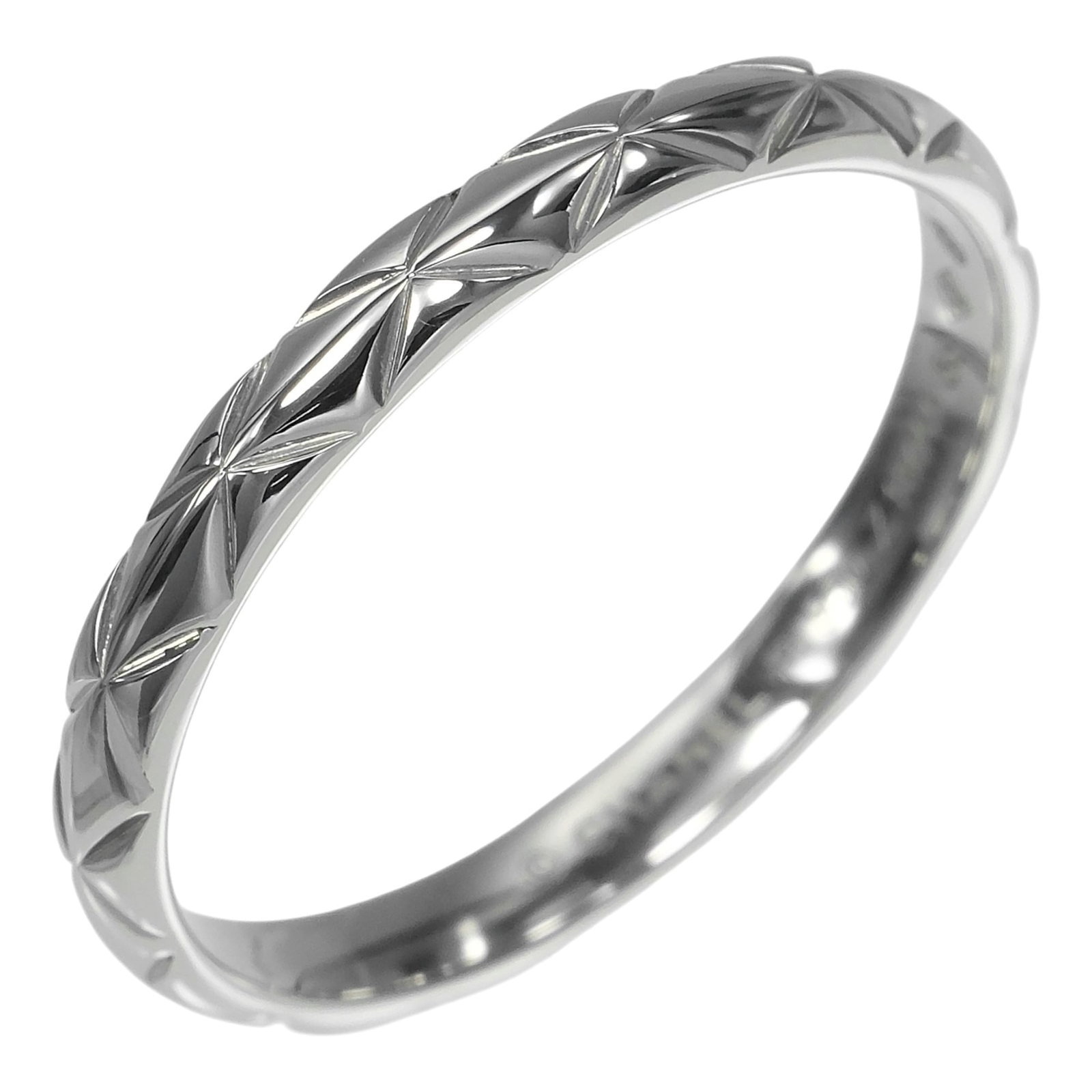 Ring in platinum 950 by Chanel (1 of 10)