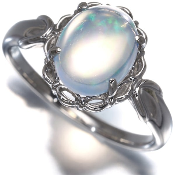 Moon Jewelry Ring Created Opal 2.01Ct Us7.25-7.5 900 Platinum: Moon Jewelry Ring Created Opal 2.01Ct Us7.25-7.5 900 Platinum 900 Platinum Moon Jewelry Ring features a stunning lab-created Water Opal, approximately 10.0 x 8.0mm in size, set in a sleek platinum