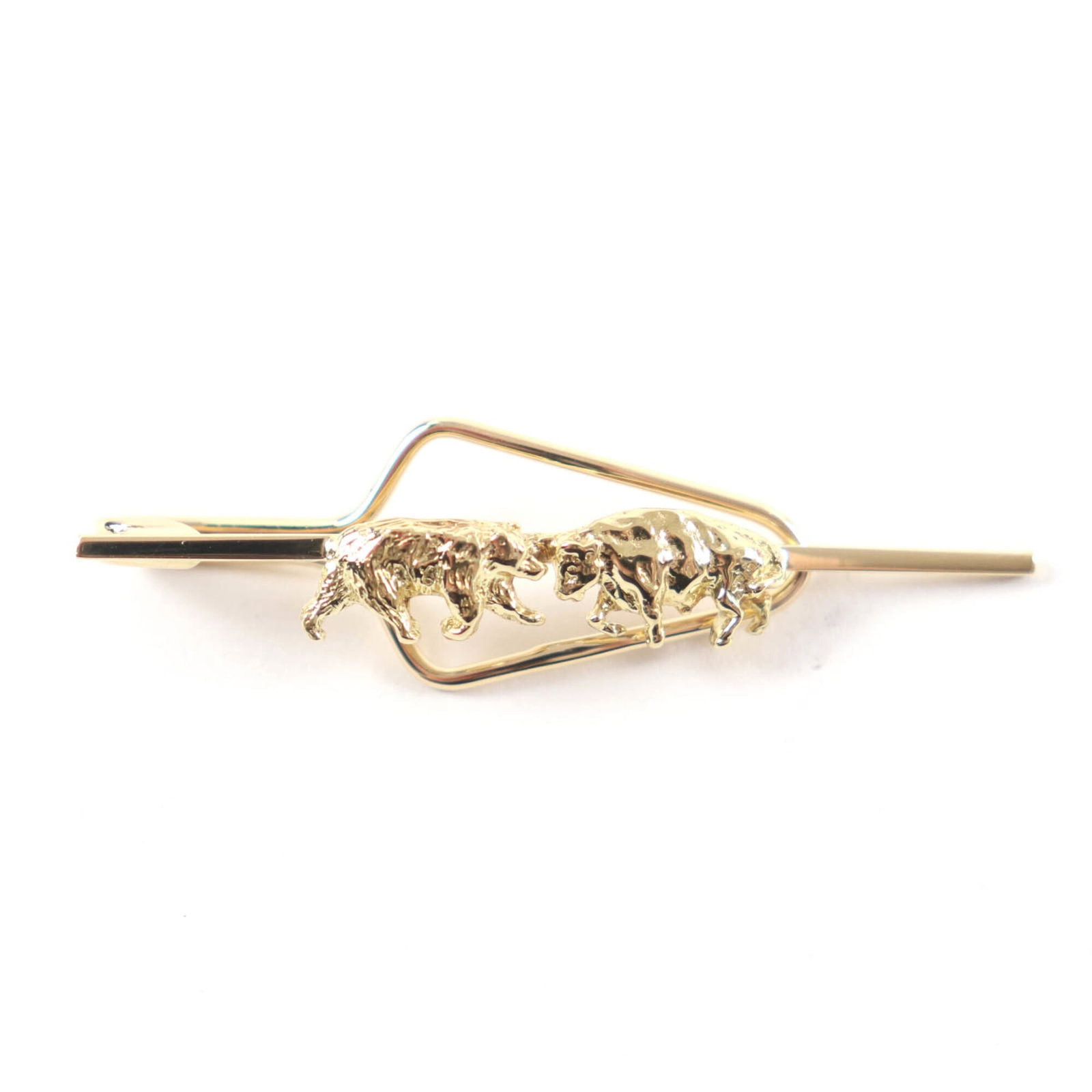 Tiffany Tie Pin Gold (18K): Tiffany Tie Pin Gold (18K) Tiffany Tie Pin Gold (18K) bears the signature of its creator, adding a touch of elegance to any outfit. Made from high-quality 18K yellow gold, this vintage tie pin showcas