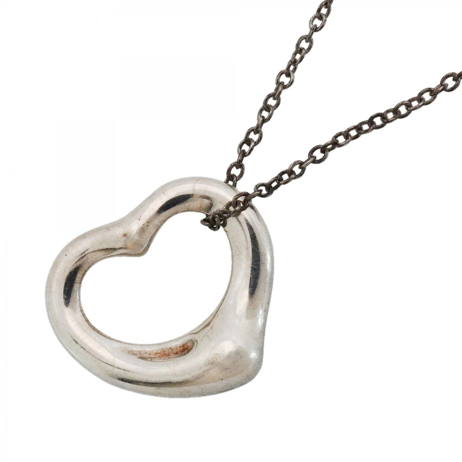 Tiffany & Co. Heart Necklace Sterling Silver 925 Women'S: Tiffany & Co. Heart Necklace Sterling Silver 925 Women'S Sterling silver necklace from Tiffany & Co. featuring a heart pendant, measuring 14.3mm x 15.9mm. The necklace has a 41 cm / 16.14''