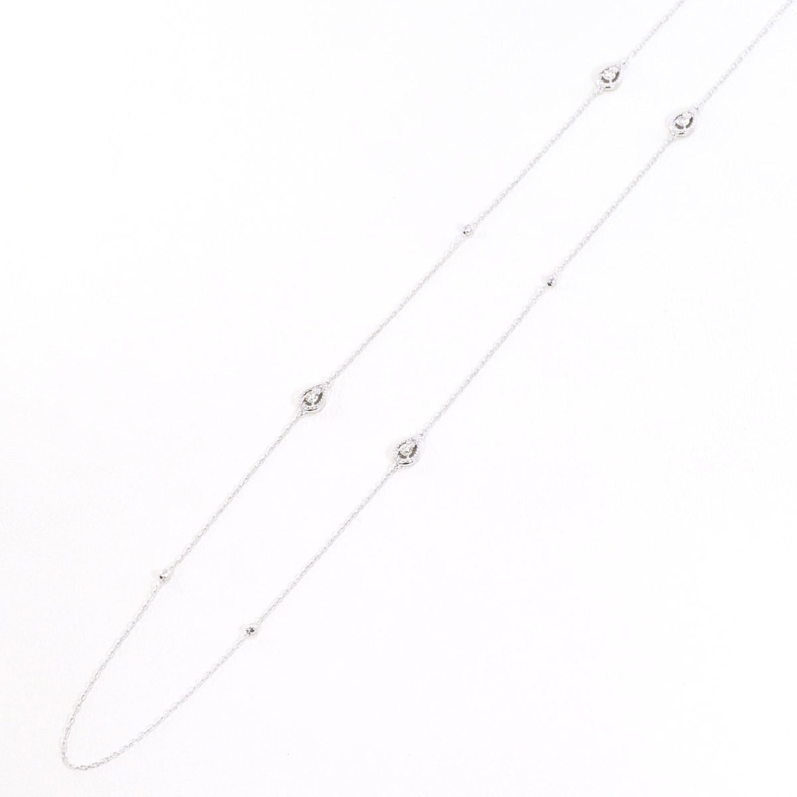 18K (18-Karat White Gold) Necklace With A 0.23 Ct Diamond Total Weight 2.5G 64Cm Length. Jewelry.: 18K (18-Karat White Gold) Necklace With A 0.23 Ct Diamond Total Weight 2.5G 64Cm Length. Jewelry. 18K white gold necklace boasts a total weight of 0.23 carats in diamonds, adding a touch of elegance