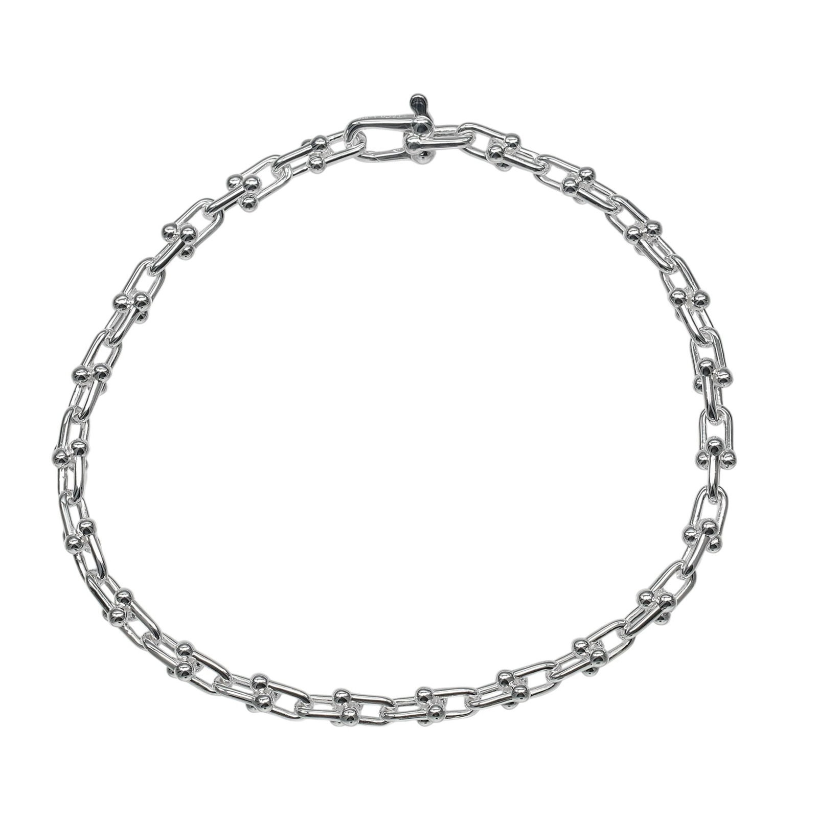 Silver link bracelet Tiffany: Silver link bracelet Tiffany Silver link bracelet from Tiffany, crafted from high-quality silver (925) and featuring a classic design. Measuring 17cm in length, this elegant accessory adds a touch of