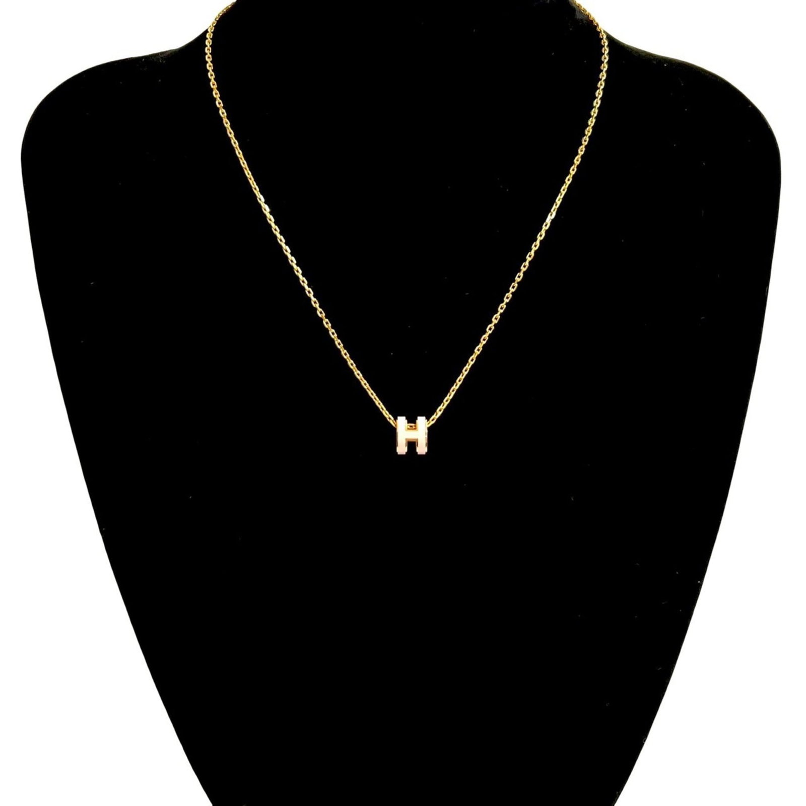 Hermes Mini Pop Ash Gp Necklace Pendant Choker Rose Dragee 50389: Hermes Mini Pop Ash Gp Necklace Pendant Choker Rose Dragee 50389 Gold plating, 8mm x 7mm pendant with rose dragee design, available in gold and pink. The necklace features a 40 cm / 15.74''