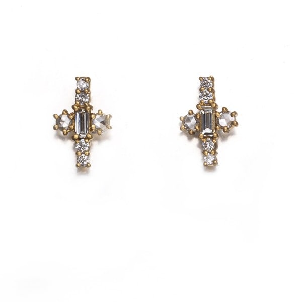Yellow Gold Rose-cut Diamond 18K 0.10CT earrings: Yellow Gold Rose-cut Diamond 18K 0.10CT earrings Yellow gold earrings feature a delicate stud design with a natural rose-cut diamond, showcasing its intricate beauty. The diamonds total 0.10ct each