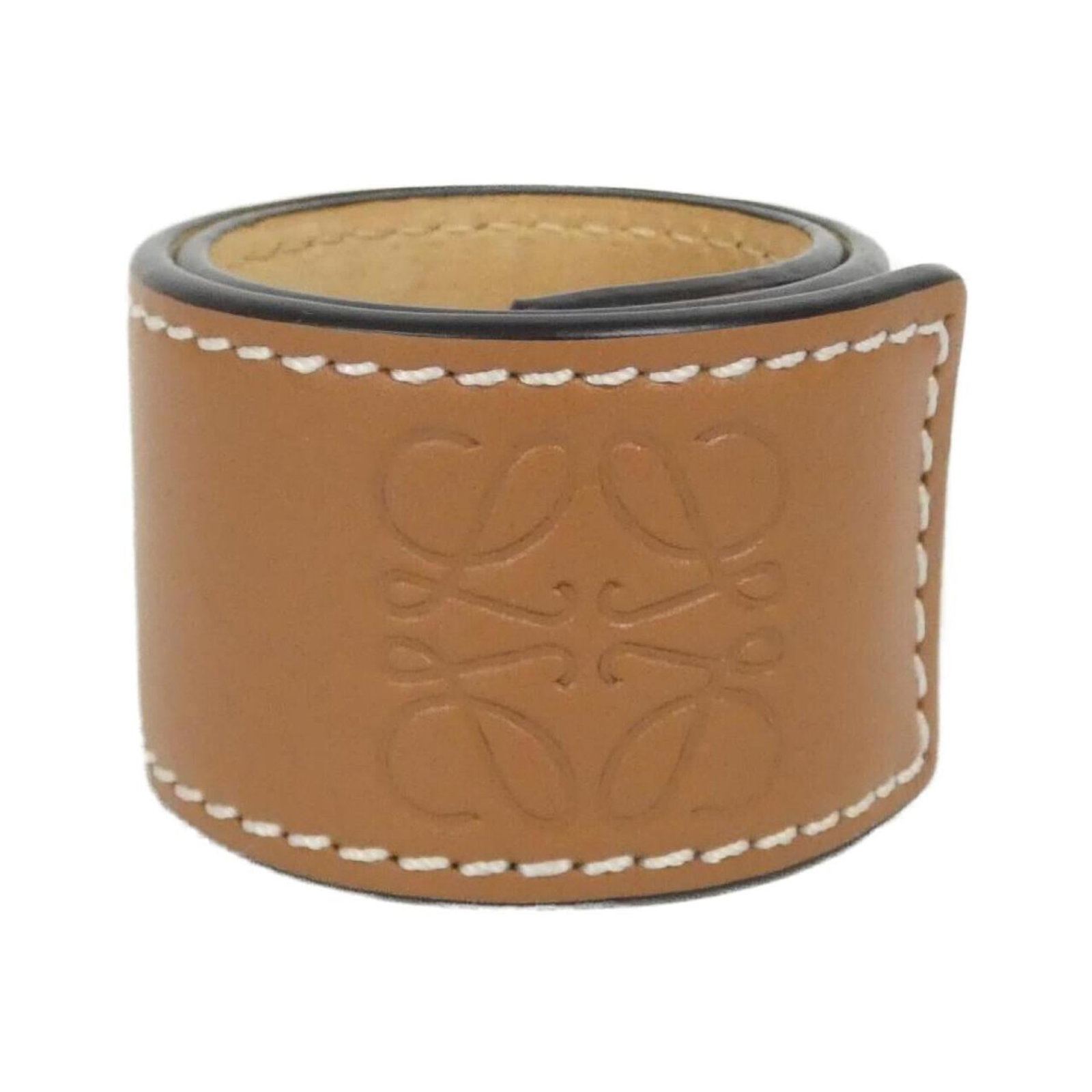 Charm Bracelet Leather by Loewe: Charm Bracelet Leather by Loewe Charm Bracelet Leather by Loewe features a rich brown calfskin design, measuring 29.5cm in length and 3.2cm in width. The elegant charm bracelet comes with its