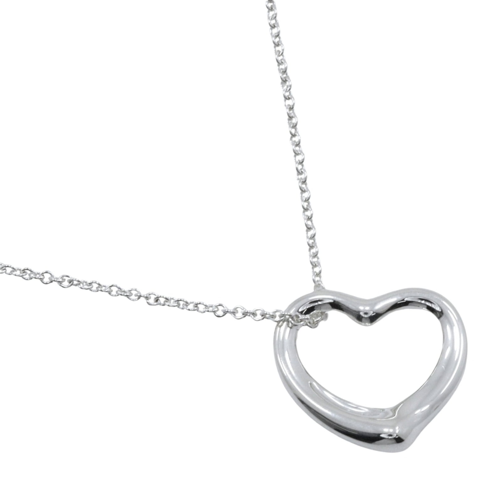 Tiffany & Co. Open Heart Necklace Elsa Peretti Design Sterling Silver 925 Approx. 2G Women'S.: Tiffany & Co. Open Heart Necklace Elsa Peretti Design Sterling Silver 925 Approx. 2G Women'S. Sterling silver necklace with Elsa Peretti design, featuring an open heart pendant in 925 quality. The nec