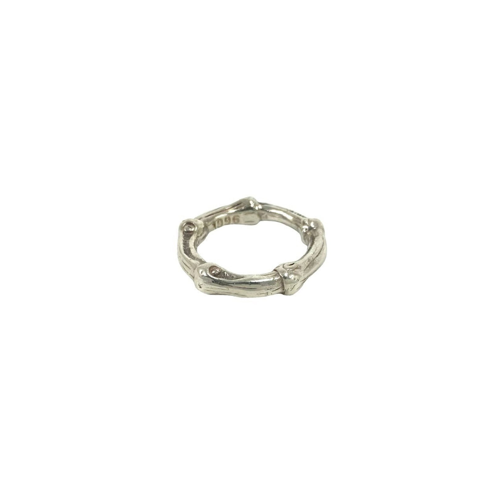 Silver 925 Tiffany Band Ring: Silver 925 Tiffany Band Ring Silver 925 Tiffany Band Ring is made from high-quality silver and features the iconic Tiffany brand. This band ring is available in US size 5.5 and Japanese size 10,