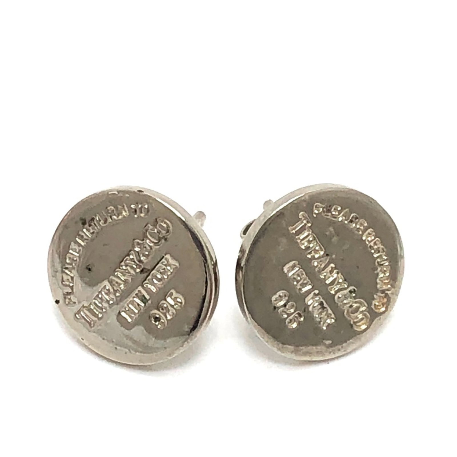 Tiffany silver earrings stud: Tiffany silver earrings stud Stud earrings made from sterling silver, measuring 12mm in diameter. The Tiffany brand lends an air of sophistication to these elegant earrings, crafted from high-quality