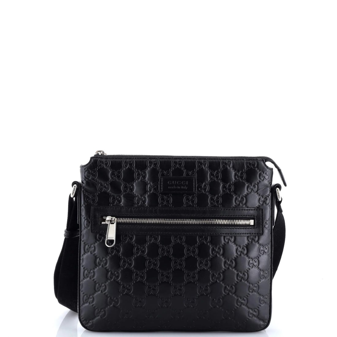 Gucci Signature Zip Messenger Bag Guccissima Leather Small: Gucci Signature Zip Messenger Bag Guccissima Leather Small The Gucci Signature Zip Messenger Bag in Guccissima Leather Small boasts a sleek and sophisticated design, featuring heavy creases