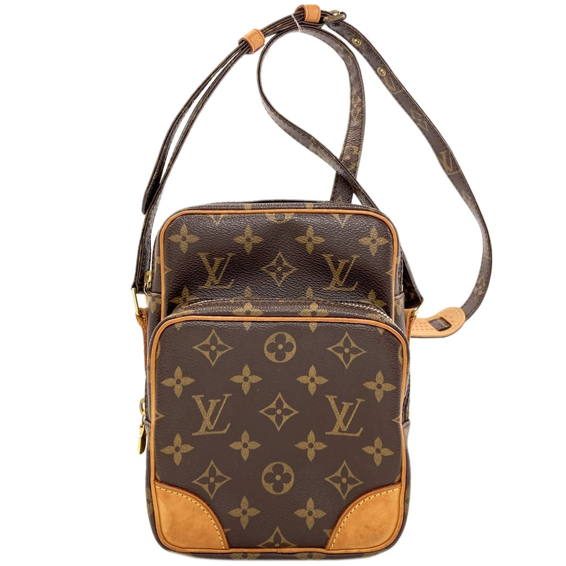 Louis Vuitton M45236 Amazon Shoulder Bag Monogram Canvas: Louis Vuitton M45236 Amazon Shoulder Bag Monogram Canvas Brown Monogram Canvas Shoulder Bag from LOUIS VUITTON. This classic shoulder bag features the iconic monogram canvas exterior, a timeless