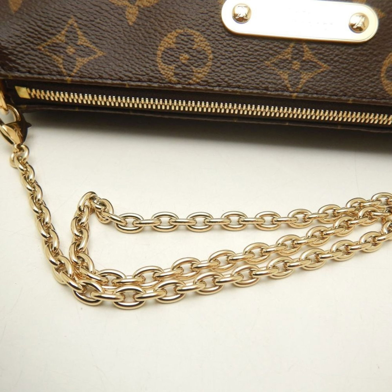Shoulder Bag Louis Vuitton Monogram - 3
