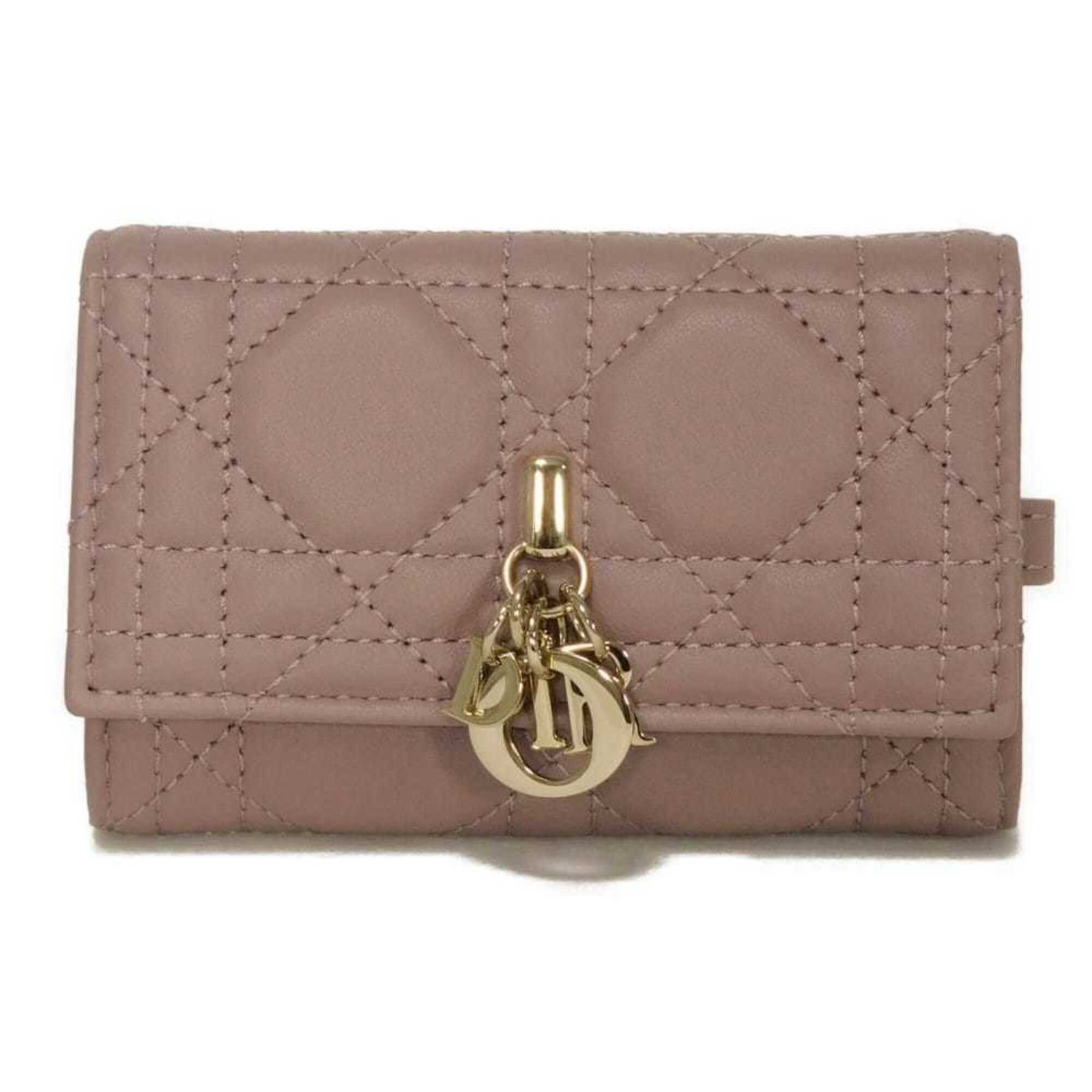 Keycase Leather by Christian Dior: Keycase Leather by Christian Dior Keycase Leather by Christian Dior bears the signature of the renowned fashion house, adding an air of sophistication to its sleek design. Made from high-quality
