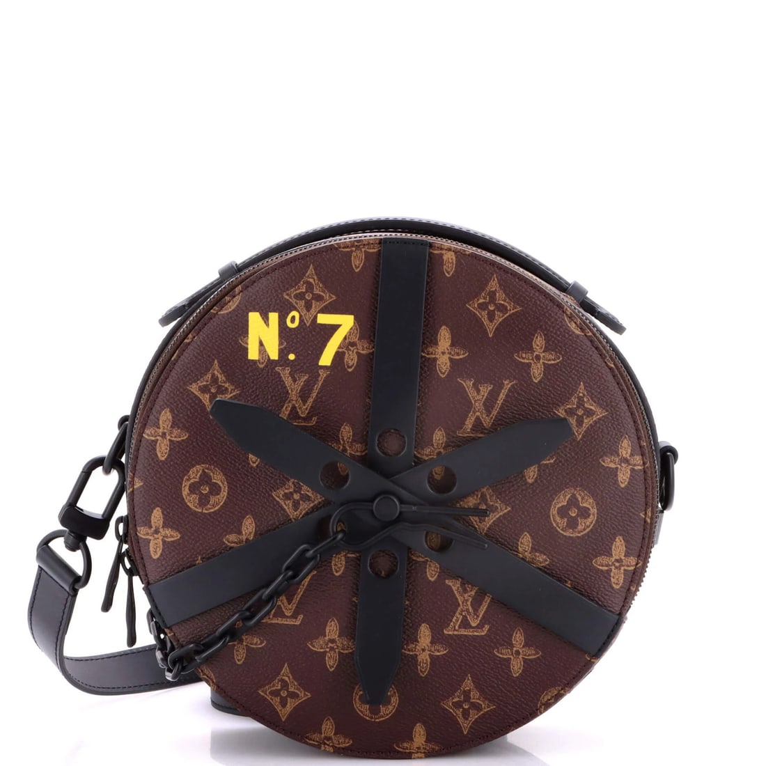 Louis Vuitton Wheel Box Bag No.7 Trunk L'Oeil Vintage Monogram Canvas: Louis Vuitton Wheel Box Bag No.7 Trunk L'Oeil Vintage Monogram Canvas The Louis Vuitton Wheel Box Bag No.7 Trunk L'Oeil Vintage Monogram Canvas is a stunning example of classic luxury, boasting the
