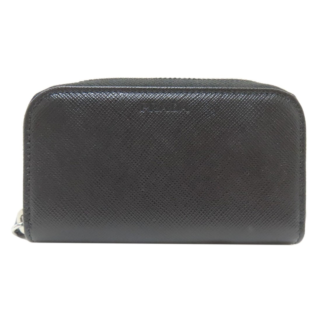 Simple design key holder by Prada Safiano (1 of 9)
