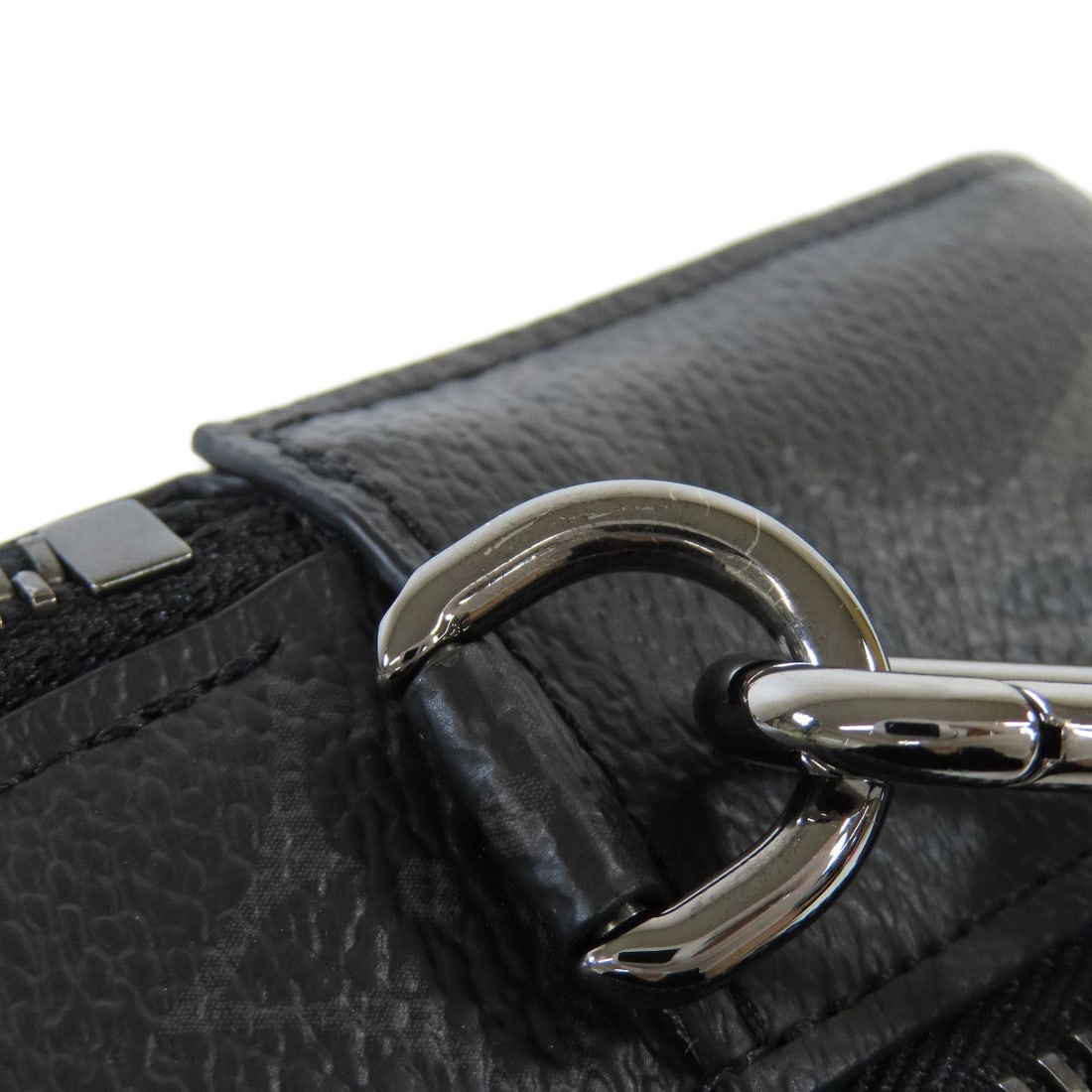 Alpha Wearables Monogram Eclipse Louis Vuitton M81260 Shoulder Bag - 13