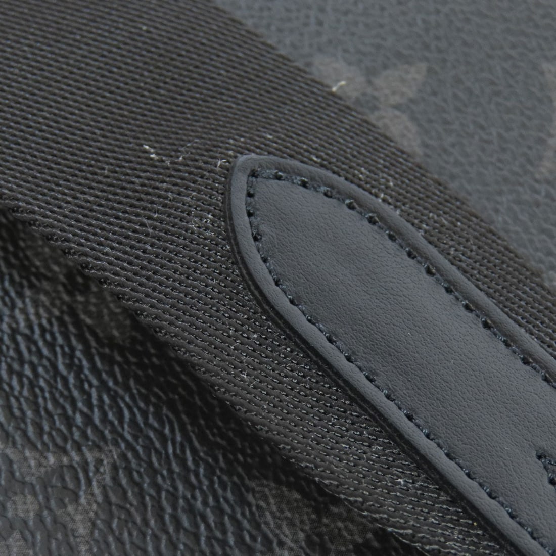 Alpha Wearables Monogram Eclipse Louis Vuitton M81260 Shoulder Bag - 14
