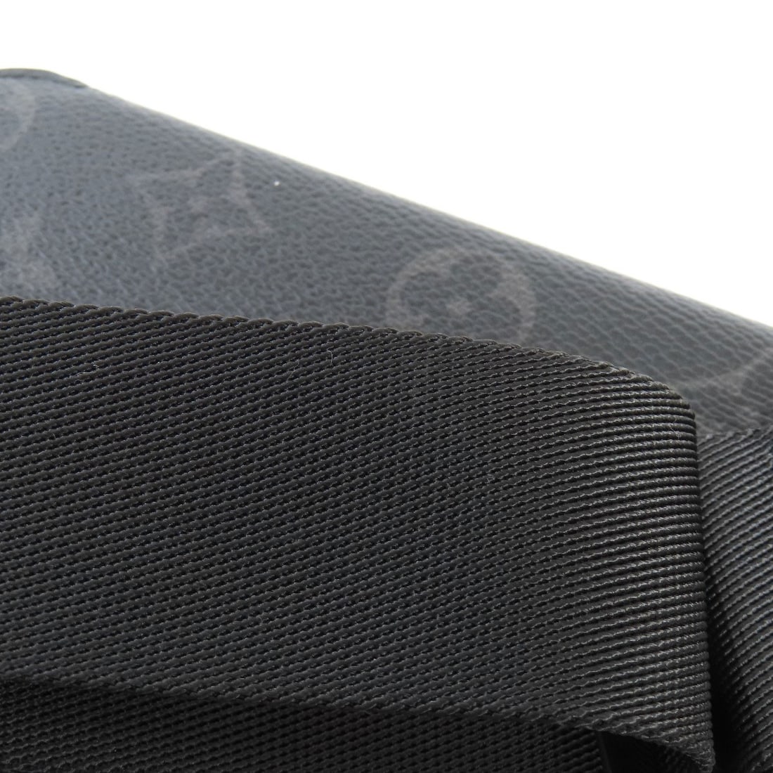 Alpha Wearables Monogram Eclipse Louis Vuitton M81260 Shoulder Bag - 15